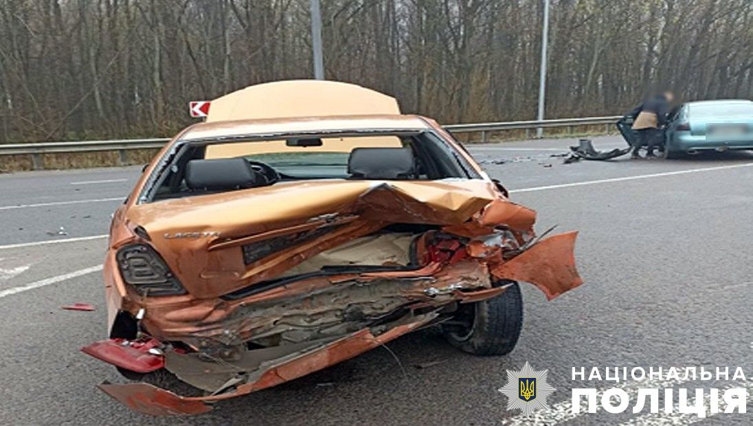 Цьогоріч аварії на шляхах найчастіше траплялися в п’ятницю, в ДТП загинули мінімум 611 людей